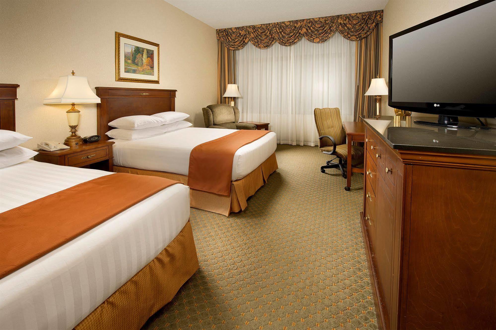Drury Plaza Hotel St. Louis Chesterfield Extérieur photo